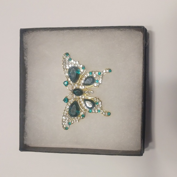 Butterfly Brooch with Sparkling Gemstones NIB - Picture 4 of 8
